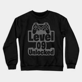 LEVEL 9 UNLOCKED Birthday 9 Year Old Gamer Vintage Crewneck Sweatshirt